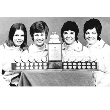 Dorenda Schoenhals 1970 Canadian Ladies Assoc Championship Team